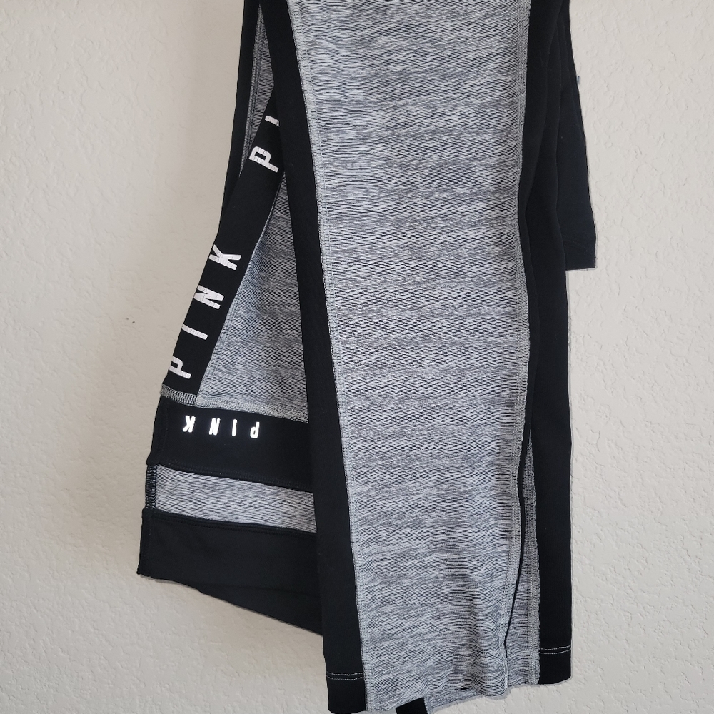 VS Pink Leggings (Large)